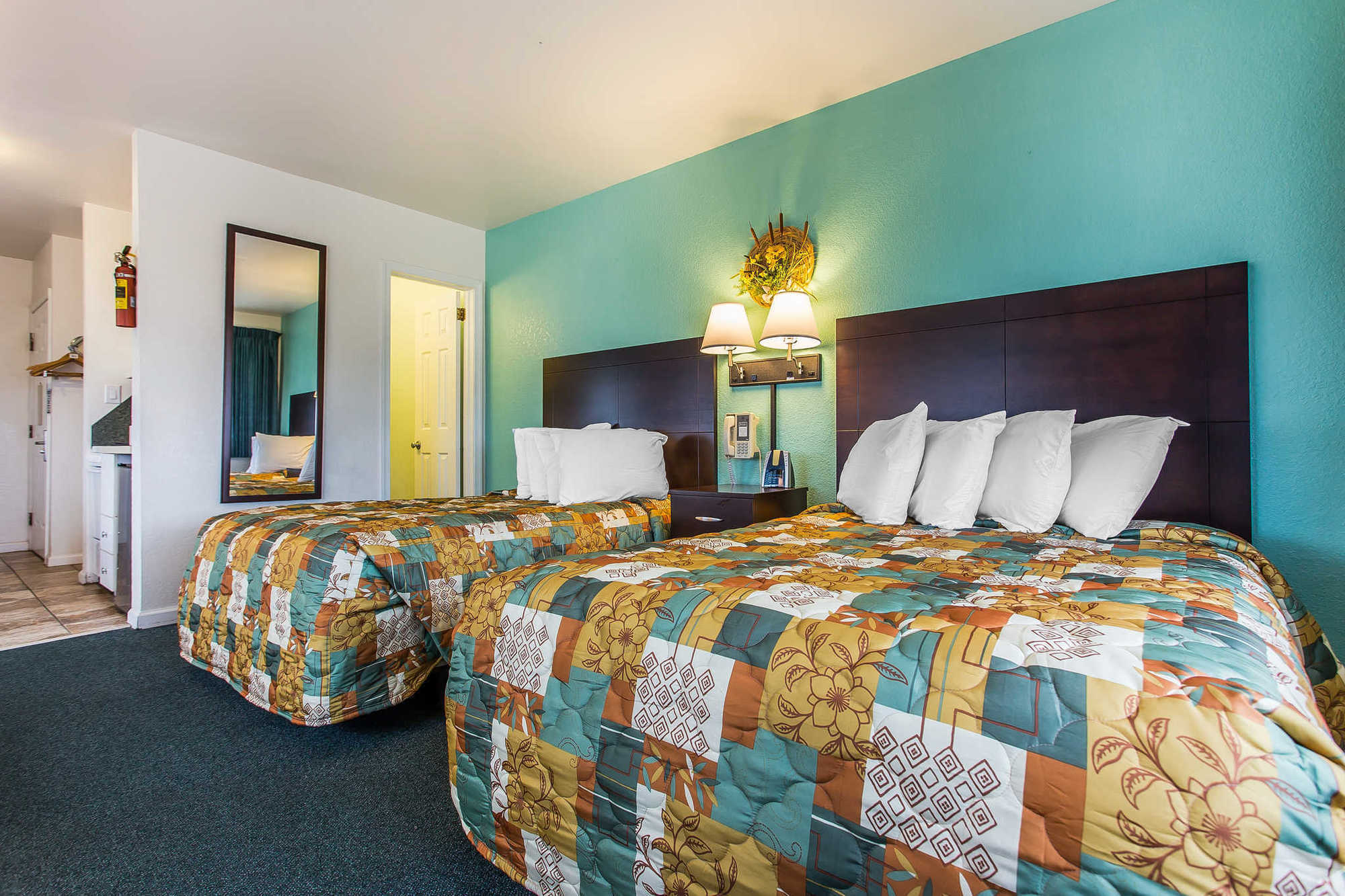 Rodeway Inn & Suites 낙스헤드 객실 사진