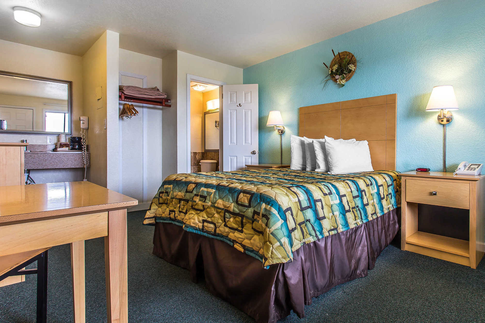 Rodeway Inn & Suites 낙스헤드 객실 사진