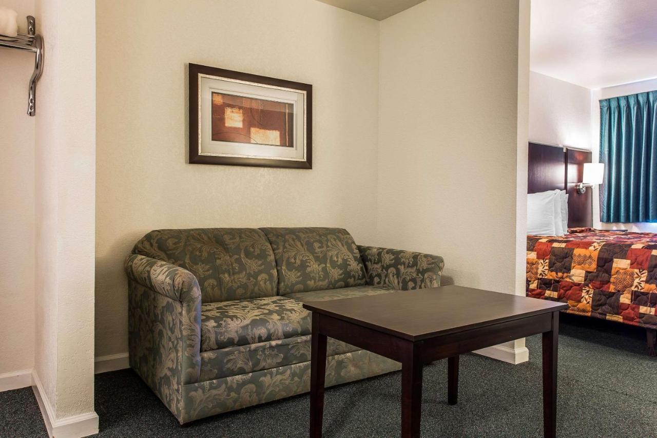 Rodeway Inn & Suites 낙스헤드 외부 사진